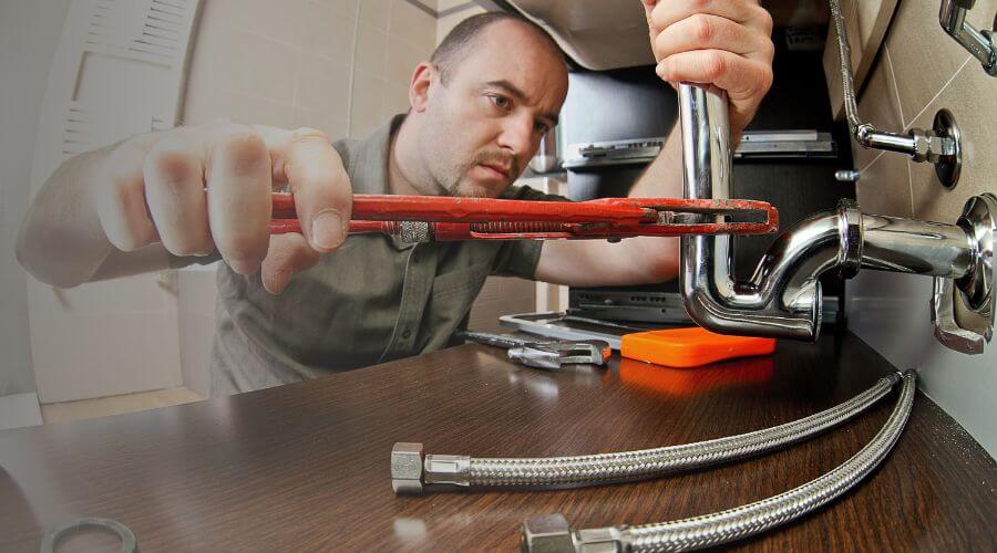 Professional sink repair in Roanoke, IN